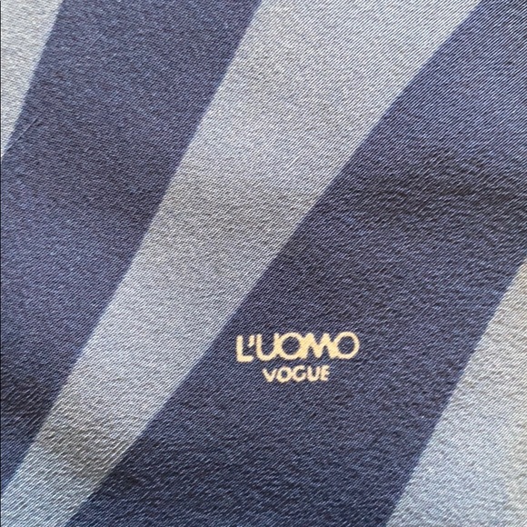 Cool blue abstract Japanese tie - Picture 2 of 4